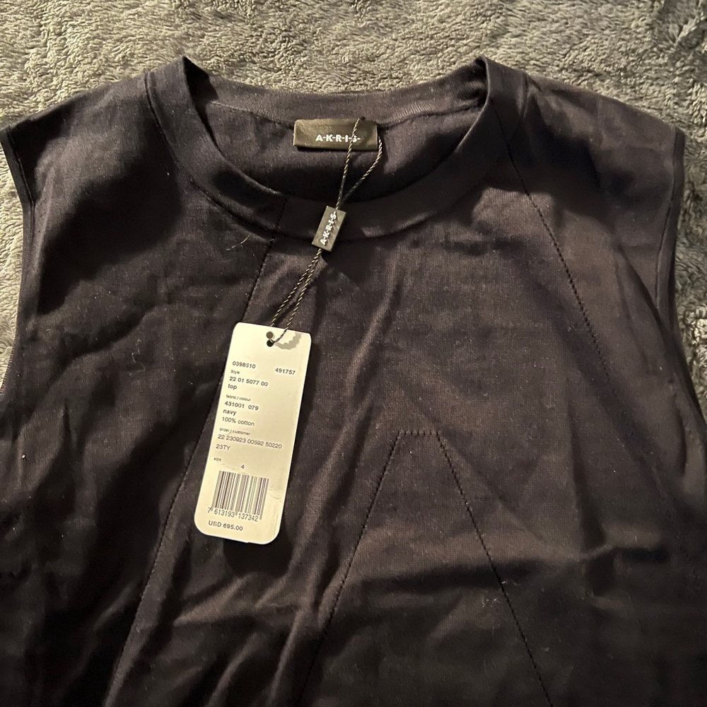 Akris tank top size 4 navy 100% cotton never worn with tag still attached.